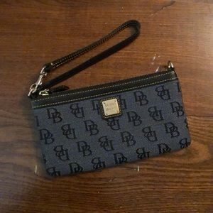 EUC! Dooney & Bourke Slim Wristlet!